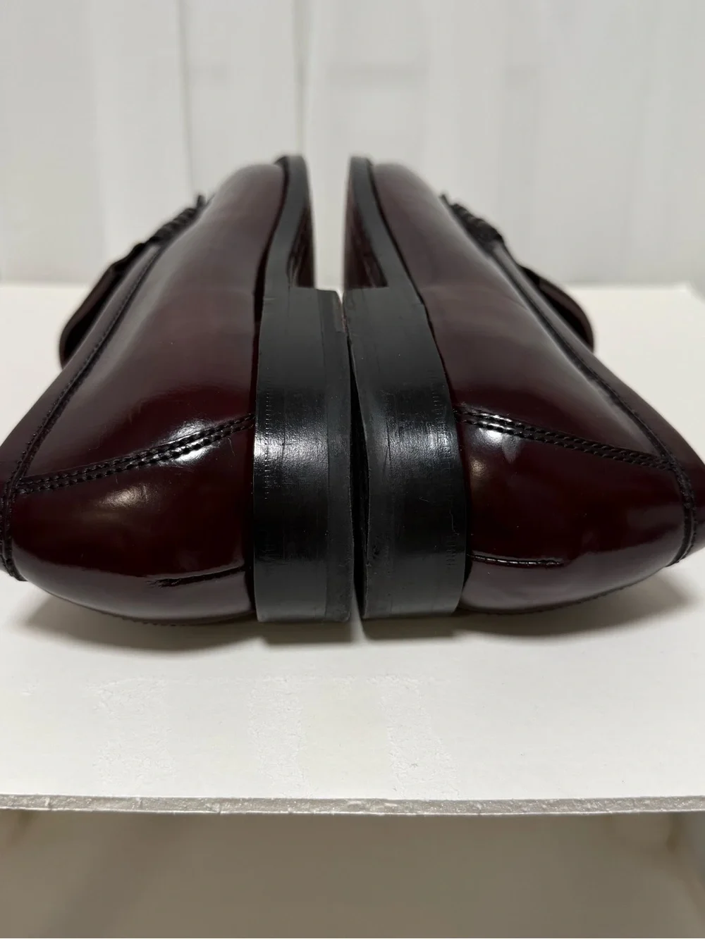 Men’s 9.5 Cole Haan Men's Dark Burgundy Tassel Leather Loafers